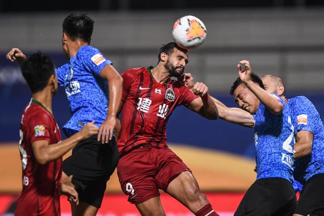 欧洲杯-姆巴佩破门莱万点射 法国1-1波兰出线